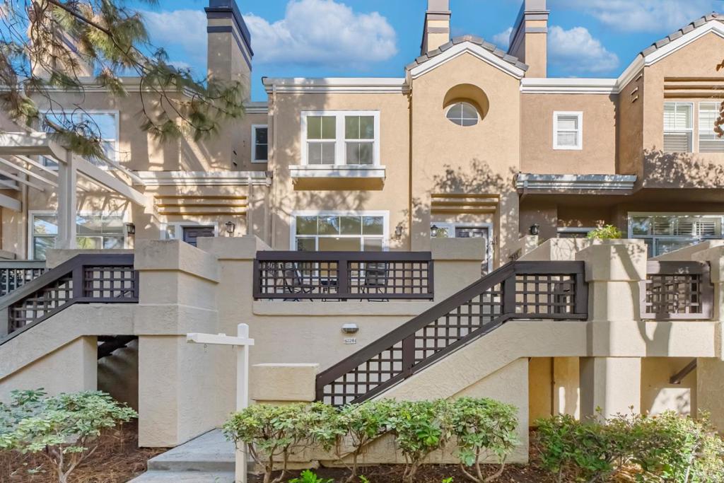 Nestled in the desirable Parkside community, this lovely and versatile townhome features 2 bedrooms, 2.5 baths, 1,561 sq.ft. of living space, plus a bonus room of about 250 sq.ft. Whether you need extra space for guests, a home office, or a playroom, this home adapts to your lifestyle. The main level has an open, airy floorplan combines living, dining and kitchen. The remodeled kitchen is equipped with quartz countertops, soft-close cabinets, and stainless steel appliancesready for everyday cooking or entertaining. Upstairs, two spacious bedroom suites provide comfort and privacy. Enjoy two private patios that extend your living space outdoors, perfect for morning coffee or evening relaxation. Other features include dual-pane Milgard windows, recessed lighting, hardwood floors, freshly paint interior, and side by side garage. The well maintained community offers a sparkling pool and spa just steps away from this unit while nearby Coyote trail leads to many outdoor recreations. Shopping, dining, Levis Stadium, and Great Mall are all close by, along with easy access to Light Rail, major highways, and top employers like Google, NVIDIA, Cisco and more. This home blends modern updates, flexible spaces, and a convenient Silicon Valley locationready to welcome its next owner.