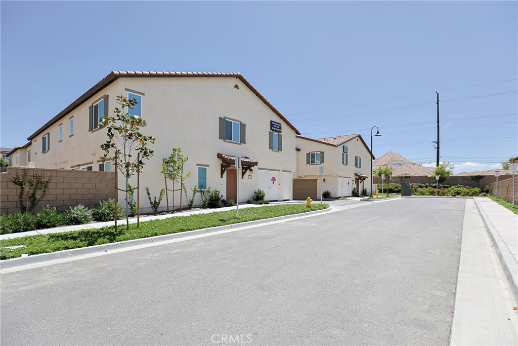 7486 Olive Grove