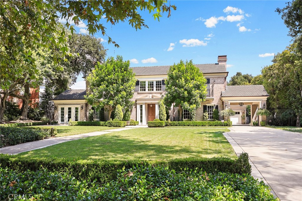 1120 Rodeo Road