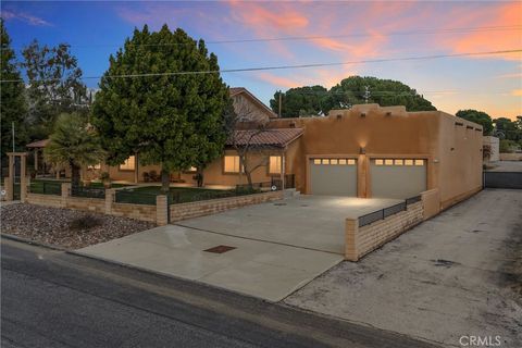 Photo of 9710 Mountain View Ave, Cherry Valley, CA 92223 (MLS # IG26036311)