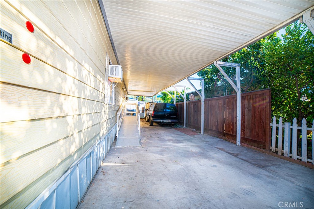 3883 Buchanan 67