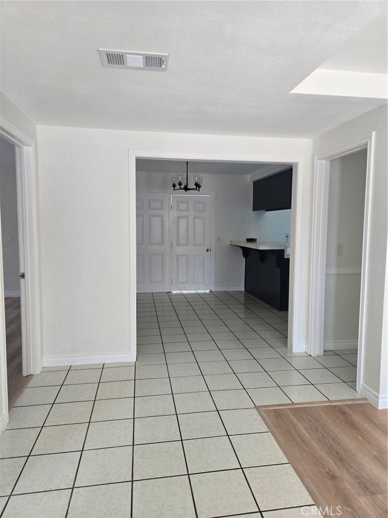 2530 S Rene