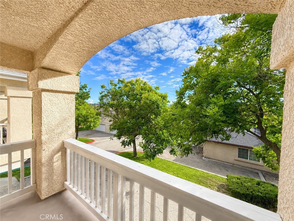 817 Marlbank