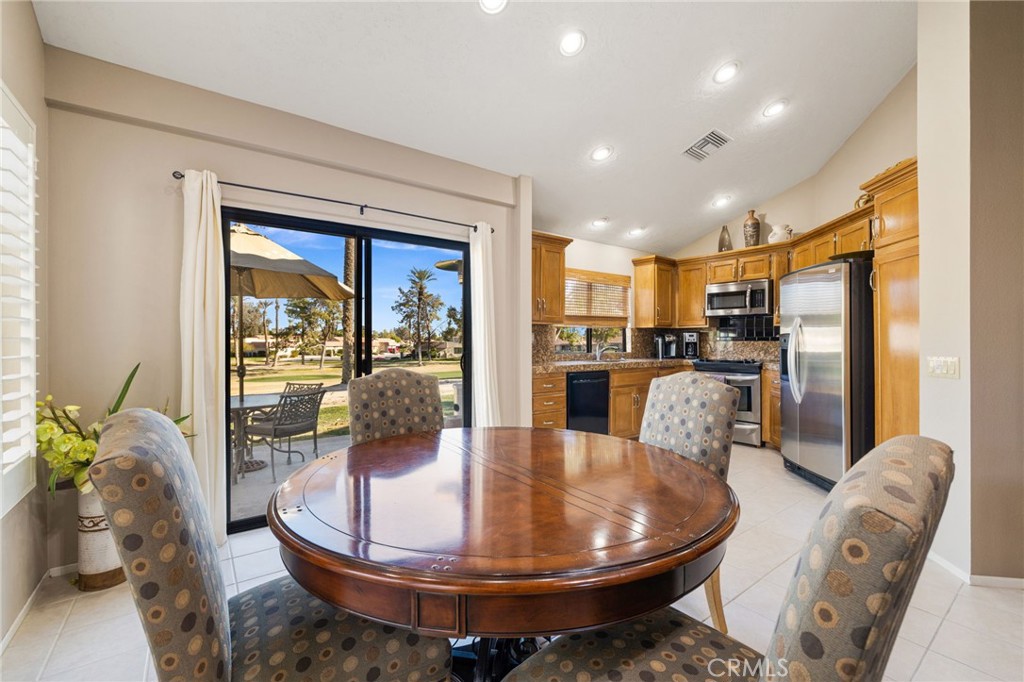 Palm Desert Resort CC (32418) - Residential