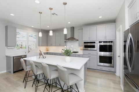 Tiny photo for 12806 Mendocino Ridge Dr, Riverside, CA 92503 (MLS # IG26043350)