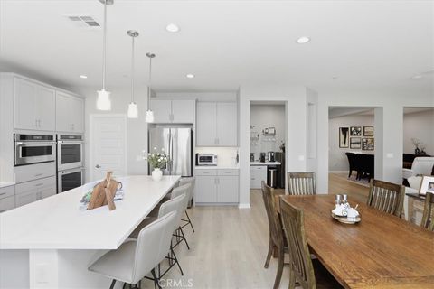 Tiny photo for 12806 Mendocino Ridge Dr, Riverside, CA 92503 (MLS # IG26043350)