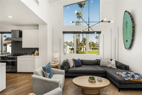Photo of 4405 Channel Place, Newport Beach, CA 92663 (MLS # NP26023288)