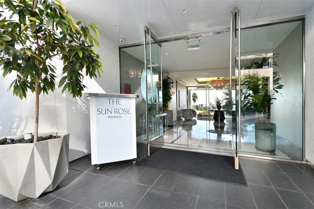 8420 W Sunset Boulevard 403