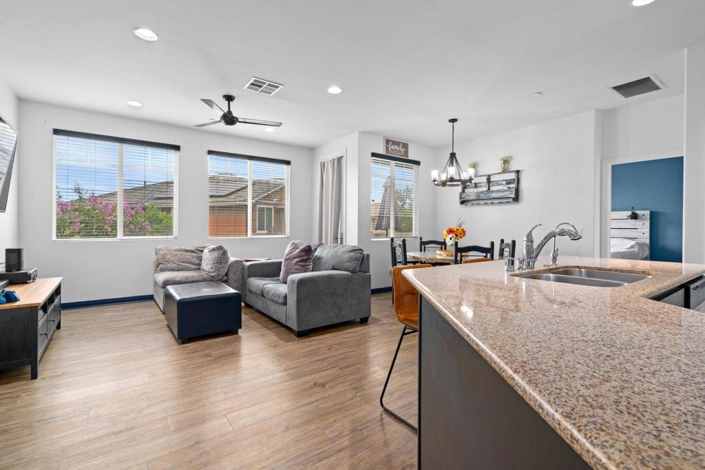 1344 Shoshone Falls Drive