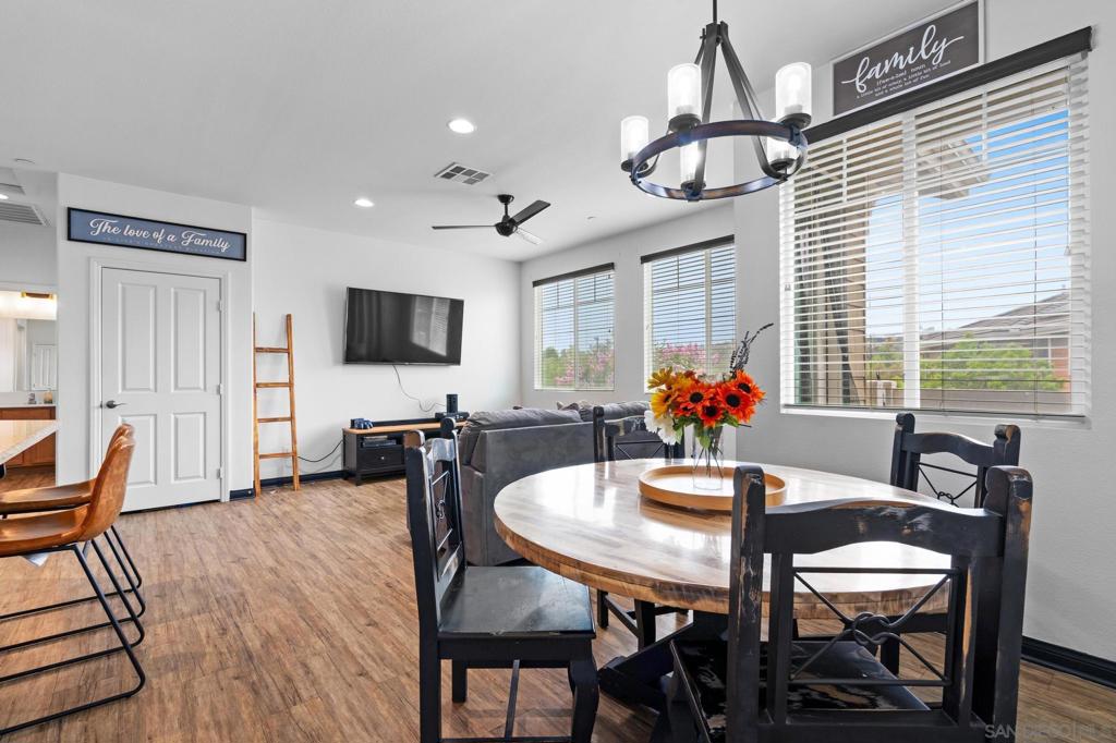 1344 Shoshone Falls Drive