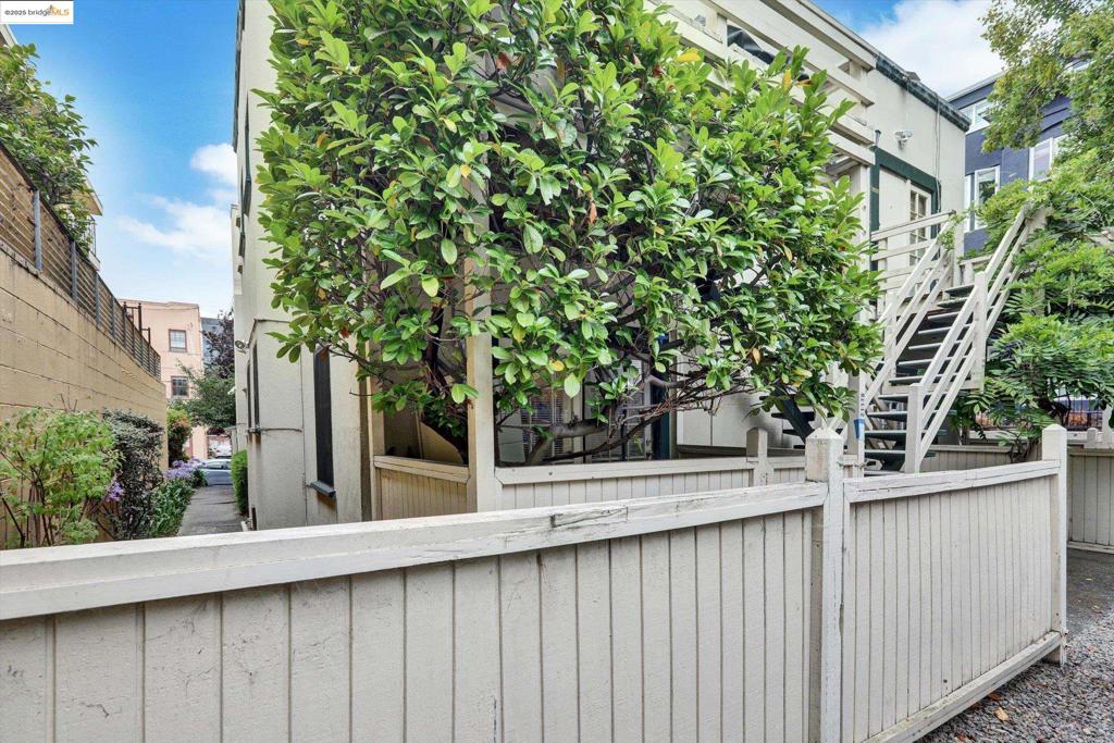 NORTH BERKELEY - Residential