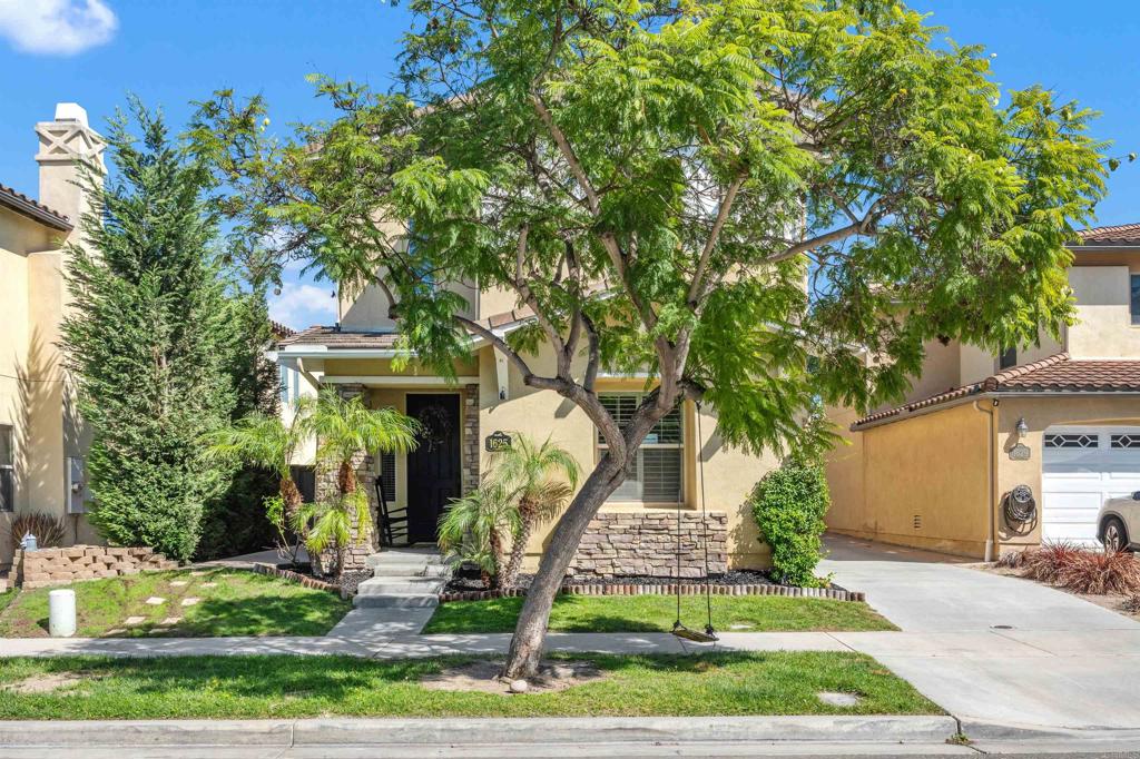 1625 Falling Star Dr