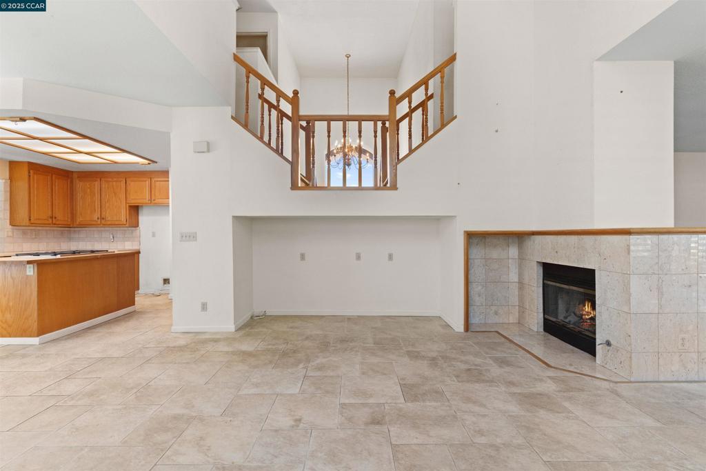 DISCOVERY BAY COUNTRY CLUB - Residential