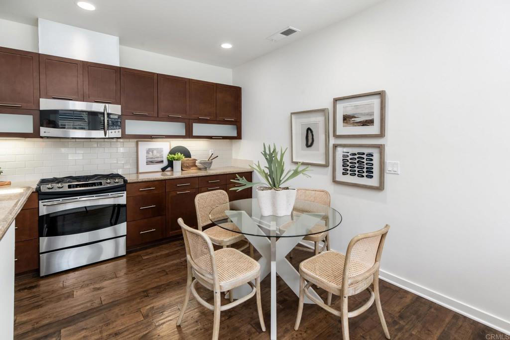 10667 Golden Willow 152