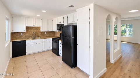 Tiny photo for 207 Green Heath Place, Thousand Oaks, CA 91361 (MLS # 226004363)