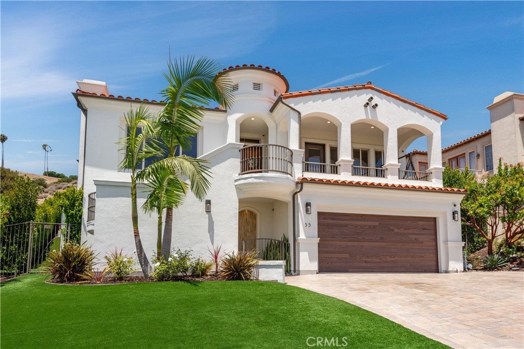 33 Nuvola Court