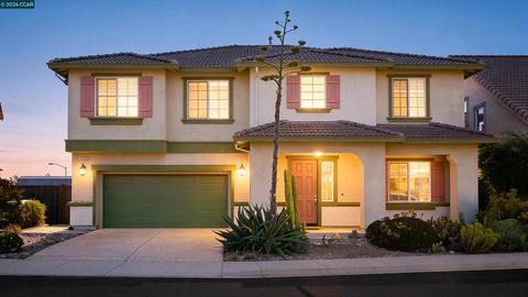 Photo of 2138 Yellow Rose Cir CIR, Fairfield, CA 94534 (MLS # 41134152)