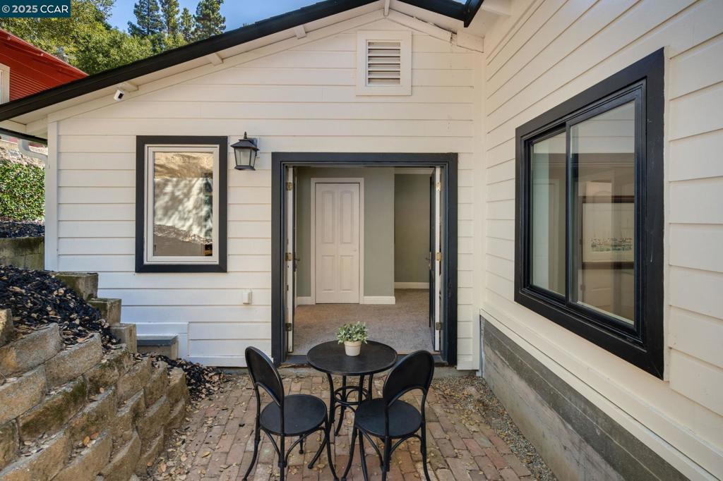 CASTRO VALLEY - Residential