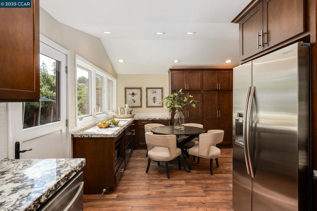 CASTRO VALLEY - Residential