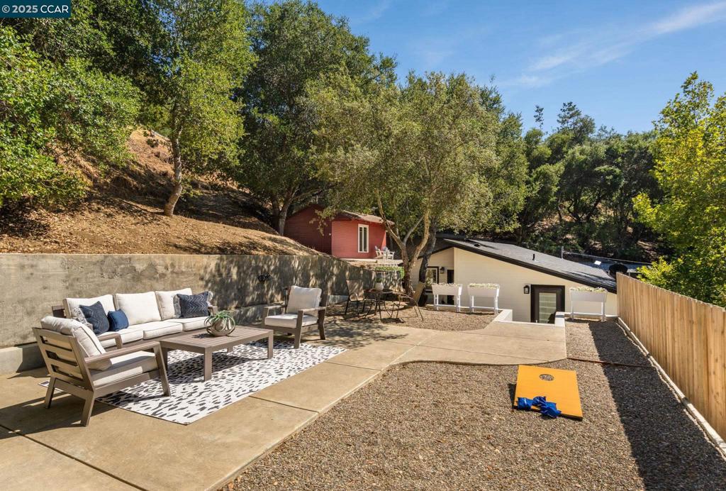 CASTRO VALLEY - Residential