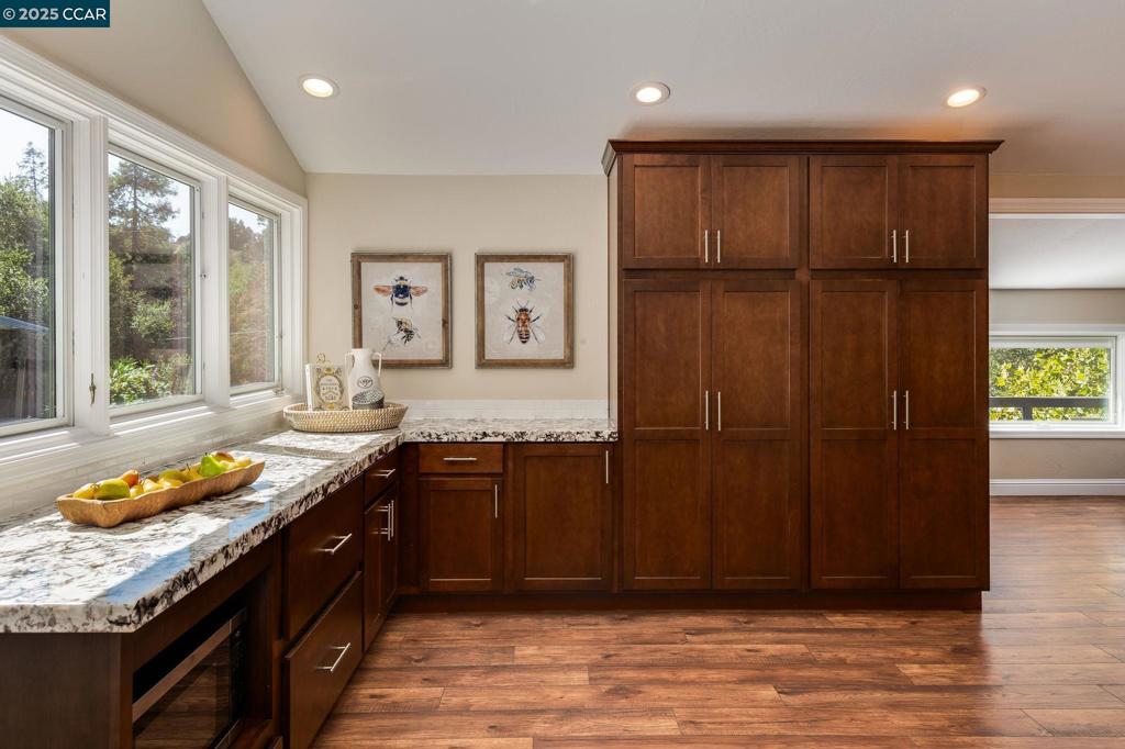 CASTRO VALLEY - Residential