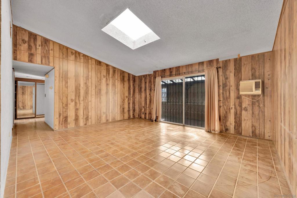 Paradise Hills - Residential