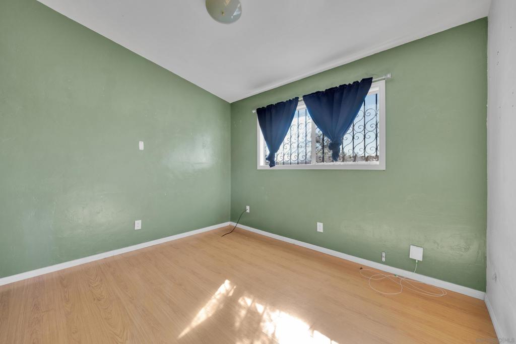 Paradise Hills - Residential