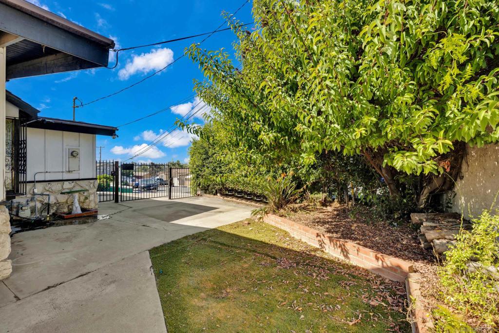 Paradise Hills - Residential