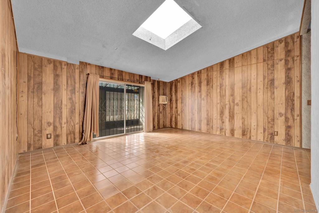 Paradise Hills - Residential