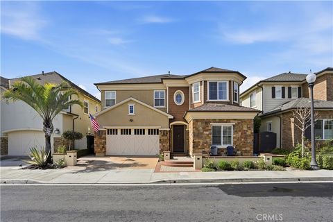 Photo of 17491 Oakbluffs Lane Ln, Huntington Beach, CA 92649 (MLS # OC26080363)