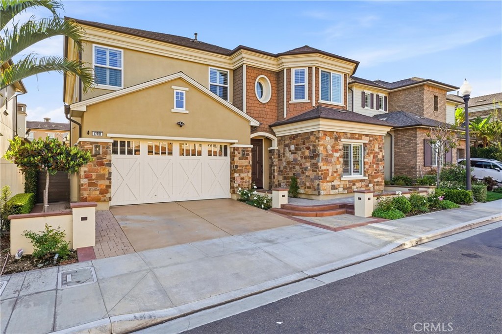 17491 Oakbluffs Lane