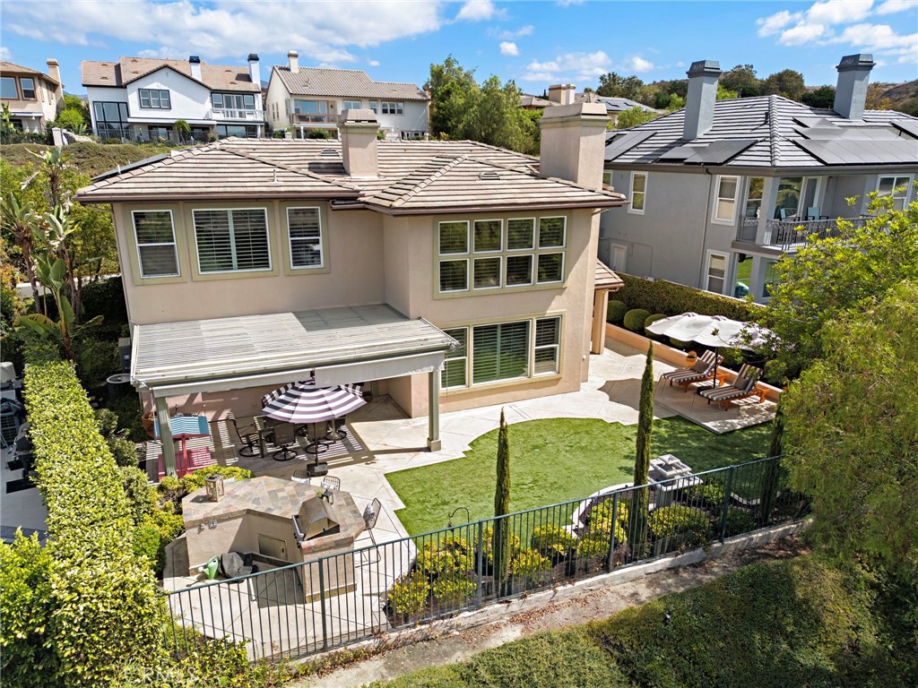27 Raleigh Court