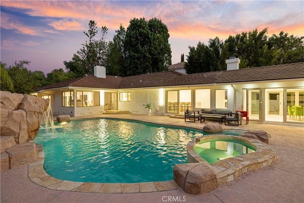 4651 ELLENITA AVE, TARZANA, CA 91356 - Image 3b81f9207a736e05e41ac3e3efbff8a2/2196247664