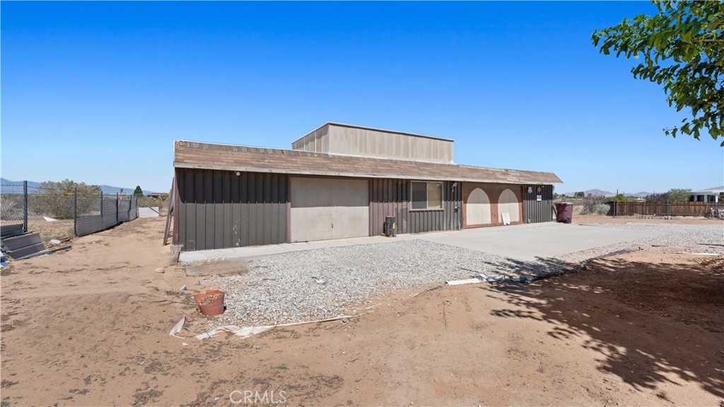 11140 Merino Avenue