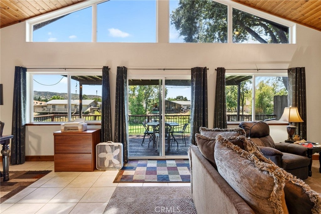 13297 Anchor Village