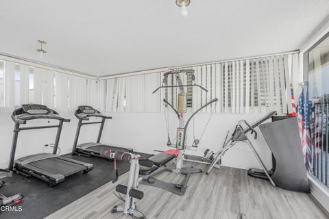 Tiny photo for 1331 Edgewood Way, Oxnard, CA 93030 (MLS # V1-35980)