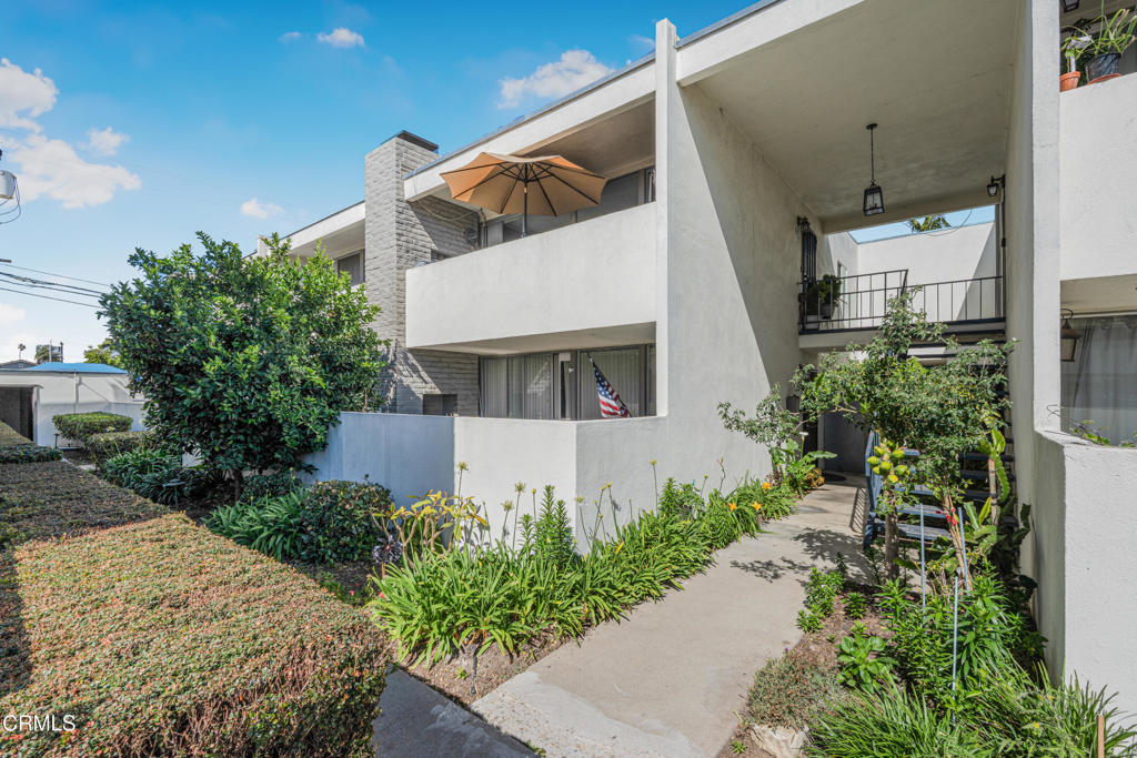 1331 Edgewood Way