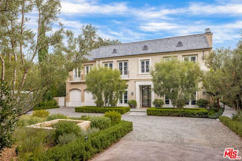12770 S Bristol Circle Los Angeles CA 90049