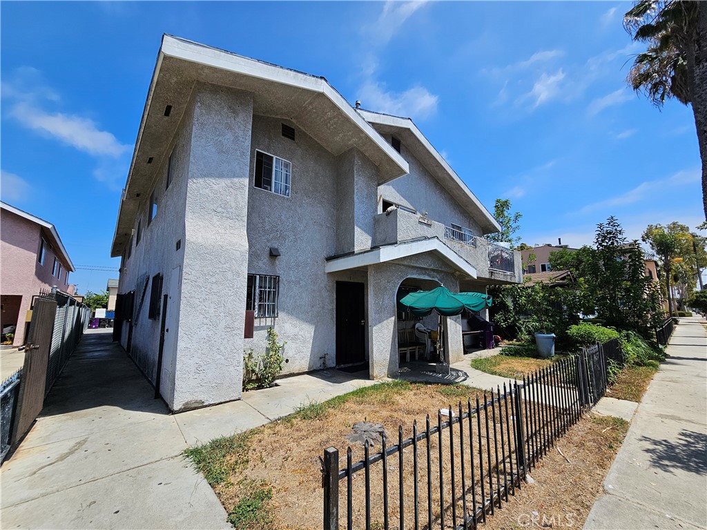 Good residential Income property. Located in a high demanding rental part of Long Beach City. Property is locating couple miles to the beach. Cal State Long Beach, 18 Golf Course, VA Hospital is near by. Property has a large four units: each units is 3Beds and 2 Baths. Located to near by shopping and walking distance to restaurant and public transportation.