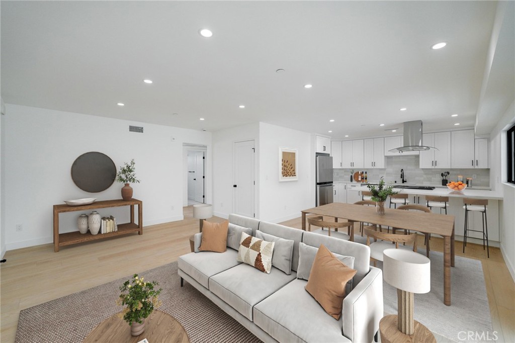 CAN COME FURNISHED OR UNFURNISHED! Live in this beautiful residence in the heart of Santa Monica. This spacious 2-bedroom, 2-bath unit features an open, sun-filled floor plan with abundant natural light, a modern kitchen with high-end appliances, large bedrooms with generous closet space, IN-UNIT WASHER AND DRYER, premium finishes throughout, and secured parking. An ON-SITE ELECTRIC VEHICLE CHARGER adds extra convenience. Ideally located just minutes from the beach, shopping, dining, and all the best of Santa Monica. Now available for lease—contact us today to schedule a private tour.