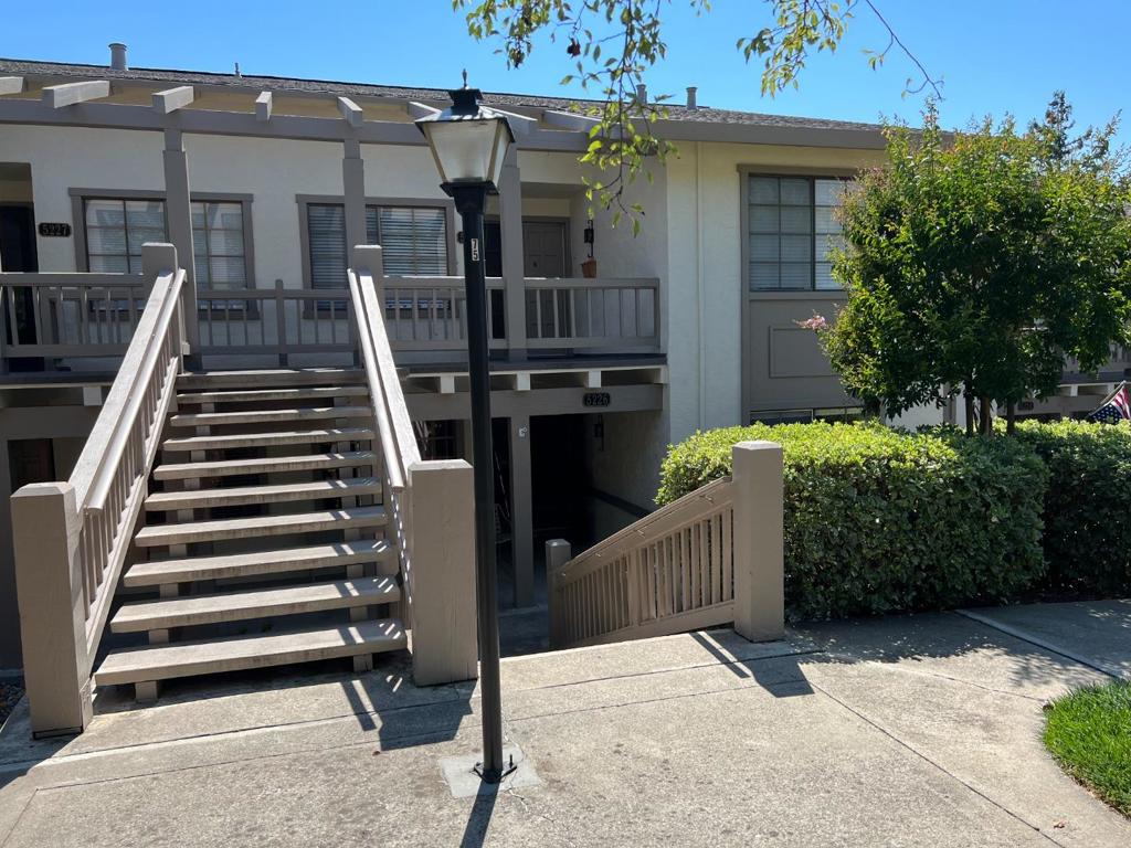 If you are 55+ then come live in The Villages Golf & Country Club. ***** A gated adult community located in the Evergreen Hills of Silicon Valley. ***** Nicely upgraded 1223sf lower unit has 2 bedrooms, 2 bath, living and dining rooms plus kitchen with breakfast nook. ***** The large patio (no stairs to back walkway) overlooking green belt, walking paths and close to swimming pool and clubhouse. ***** Enjoy all the amenities of Country Club Living including ----- Security Gate 24/7/365 plus Golf 9 & 18 hole, 4 Swimming Pools, Tennis, Pickleball, Bocce, Billiards, very modern Fitness Center, Post Office, Library, Arts and Crafts plus so much more. *****RESTAURANTS: Ballroom for large parties and activities *** Fine Dining Room *** Bistro and patio for casual dining ********** AVAILABLE early September ***** Section 8 tenants will be considered by owners ---- Must be 55+ and no other tenant under 45 allowed. ********* NO PREVIEWS UNTIL AFTER SEPTEMBER 8th