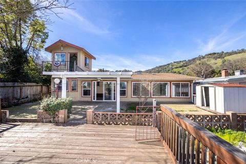 Photo of 12631 Shoreview DR, Clearlake Oaks, CA 95423 (MLS # LC26048449)