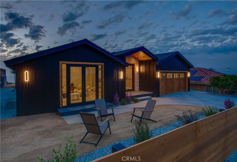 Tiny photo for 411 Via Mesa Grande, Redondo Beach, CA 90277 (MLS # PW25225871)