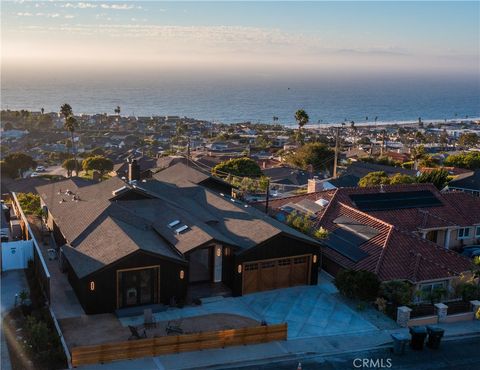Tiny photo for 411 Via Mesa Grande, Redondo Beach, CA 90277 (MLS # PW25225871)
