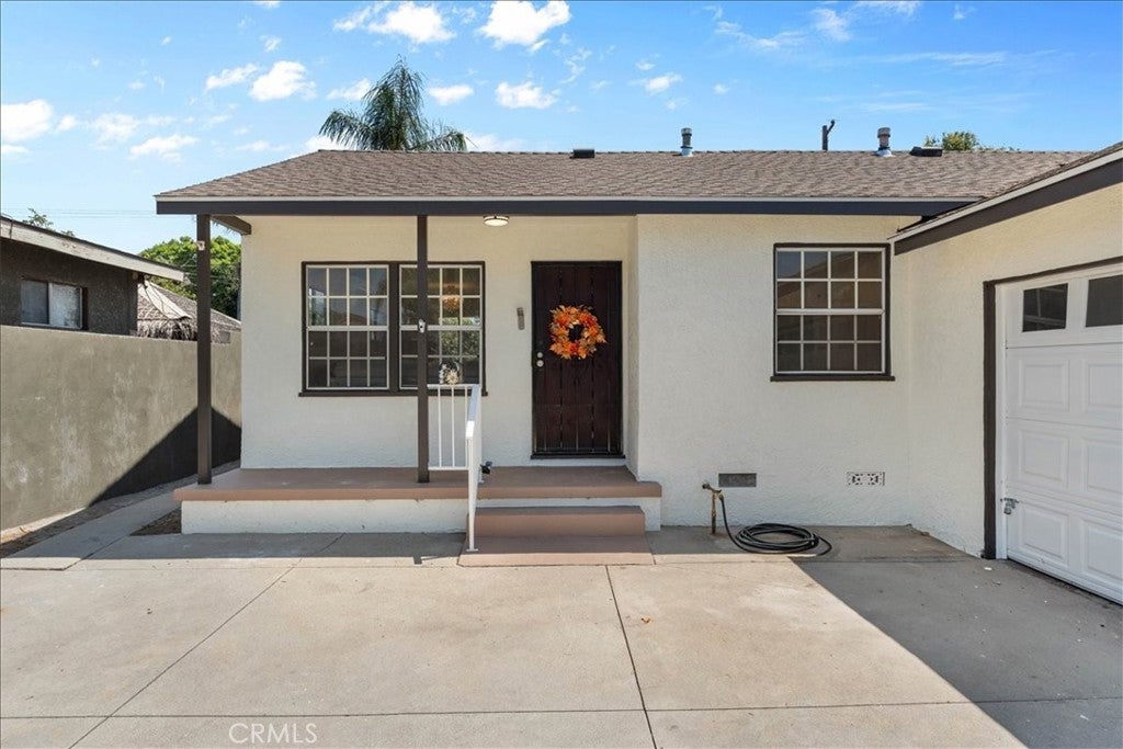 806 Sunkist Avenue