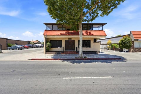 Photo of 1565 Alum Rock Avenue, San Jose, CA 95116 (MLS # ML82053465)