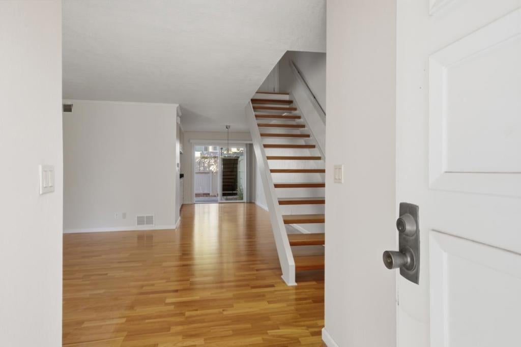 1229 Picasso Drive