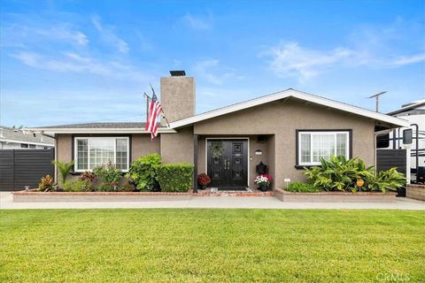 Photo of 6932 San Joaquin Cir, Buena Park, CA 90620 (MLS # CV25237144)
