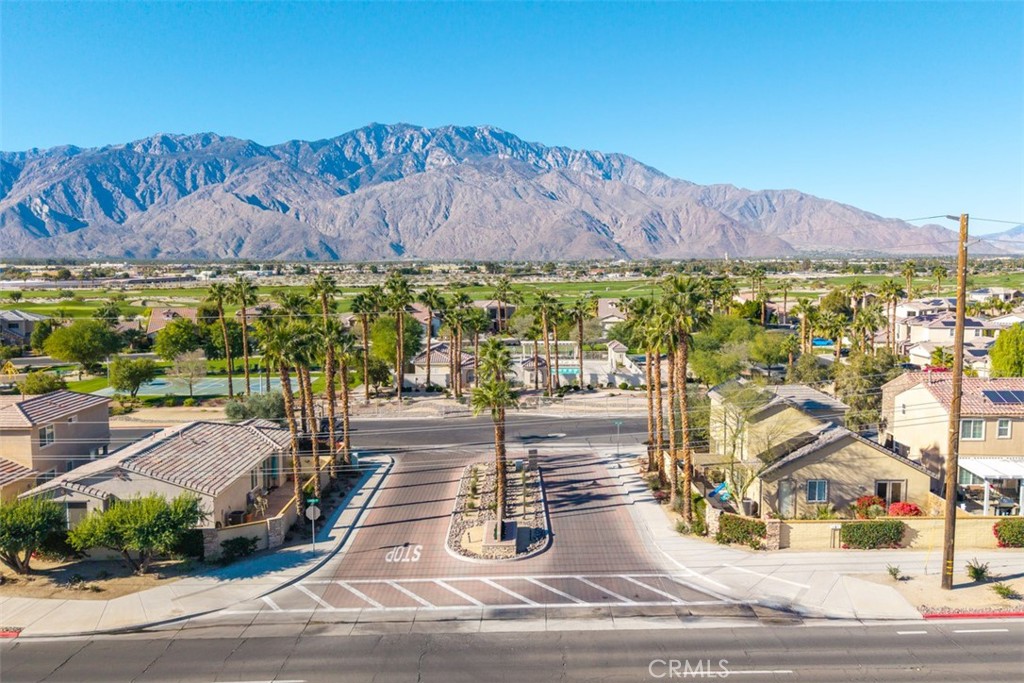 Cimarron Cove (33536) - Residential