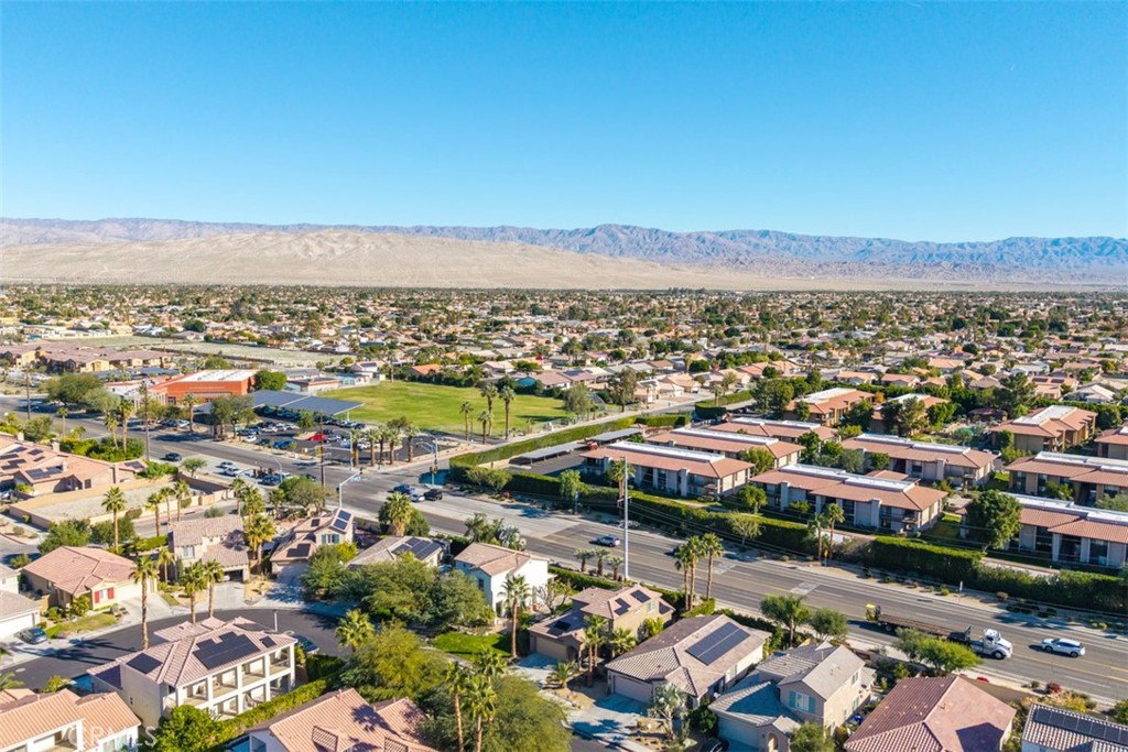 Cimarron Cove (33536) - Residential